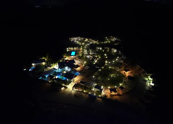 Jebel Shams Resort منتجع جبل شمس