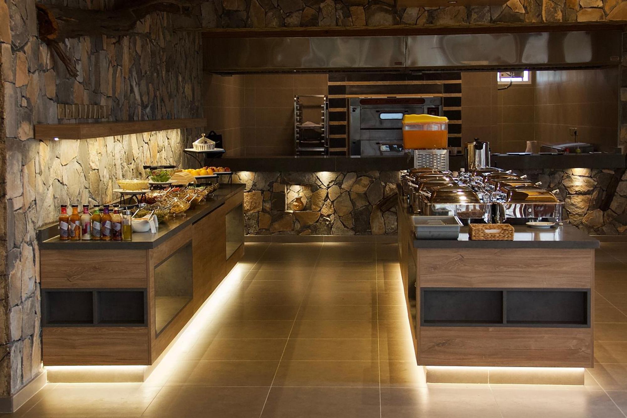Jebel Shams جبل شمس Hotel 3*